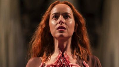 Venezia. Suspiria, il raffinato horror di Guadagnino, conquista la critica