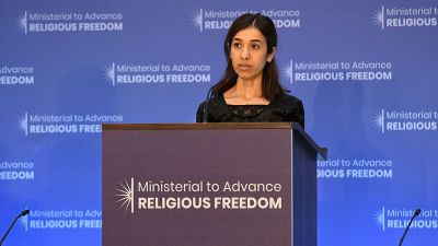 Nadia Murad. Torturata e resa schiava, oggi un'icona della lotta contro le violenze sulle donne